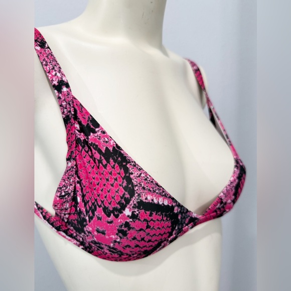 Zaful Triangle Bikini Top Pink Snake Skin Women’s 6 Adjustable Strap NWT - Picture 3 of 5